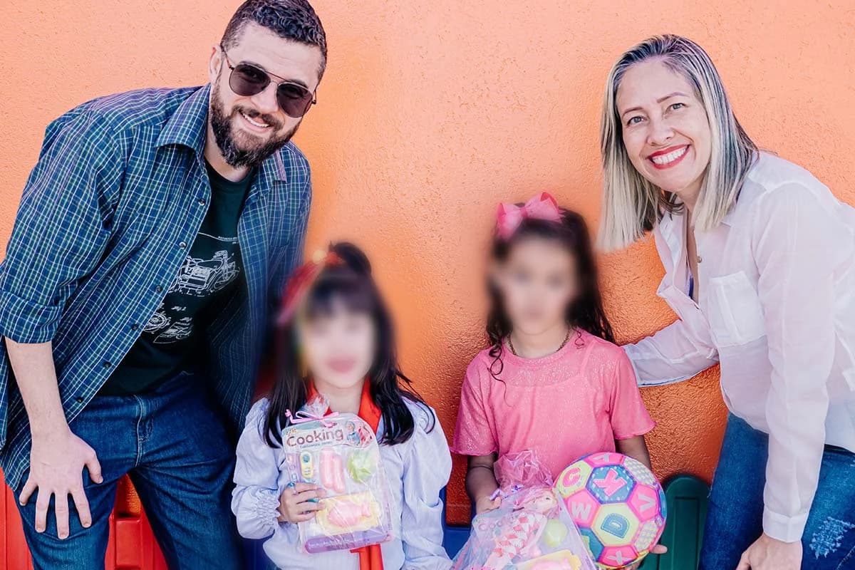 Atividade lúdica com crianças na Creche Oásis Betim